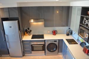 Trendy, Modern City Centre Apartment