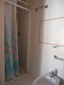 Executive Double Room with Partial Sea View