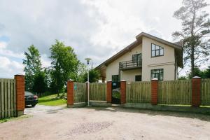 Six-Bedroom House room in Cottages in Chernichnoe