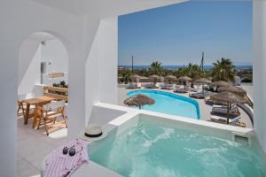 Casa Vitae Suites Santorini Greece