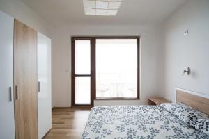 Sunrise Apartments
