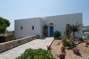 Captain's Home ART Sifnos Greece