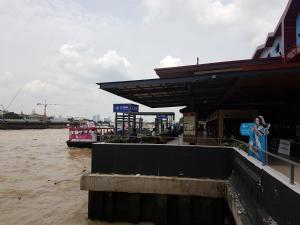 S.E.T Thanmongkol Residence