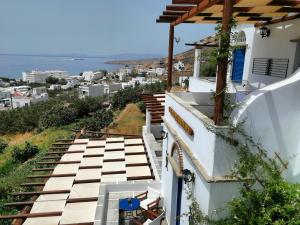 Kionia Panorama Studios Tinos Greece