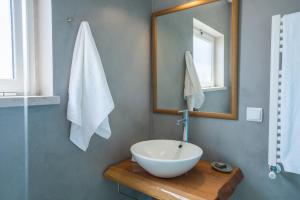 Double Room with Garden View room in Eco Soul Ericeira Guesthouse - Couples Only