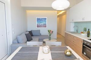 Sonja Beachfront Apartments