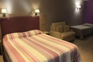 Hotels Hotellerie De Balajan : photos des chambres