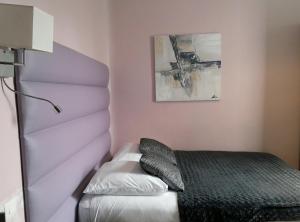 Classic Single Room room in Hotel Napoléon