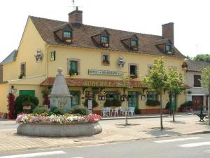 Hotels Logis Auberge A La Tete De Lard : photos des chambres