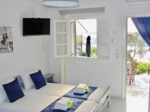 Avli Studios & Apartments Ios Greece