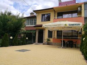 Guest House Karaulanov