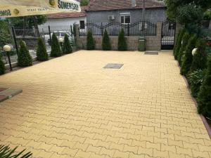 Guest House Karaulanov