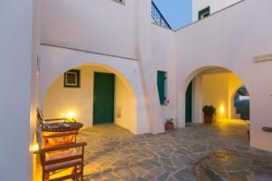 Iades Studios & Apartments Naxos Greece