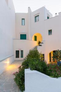 Iades Studios & Apartments Naxos Greece