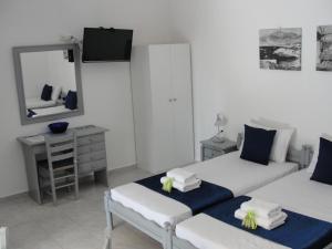 Avli Studios & Apartments Ios Greece