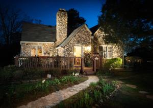 Rock Cottage Gardens B&B