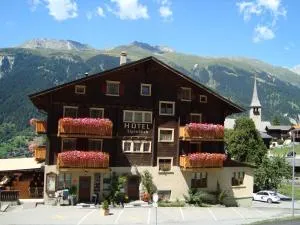 阿尔潘布里克餐厅酒店 - Ausserbinn 阿尔潘布里克餐厅酒店 - Ausserbinn