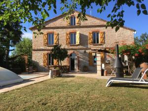 Maisons de vacances La Ferme aux portes de Montauban - Avec piscine : photos des chambres