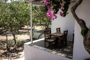 Giannakas Studios Sifnos Greece