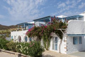 Ergina Summer Resort Antiparos Greece