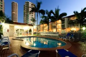 Key Largo Holiday Apartments - Burleigh Waters