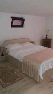 Standard Double Room room in Collias