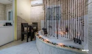 Moon Light Yavneʼel - HaZore‘im