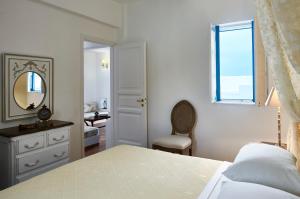 Folegandros Apartments