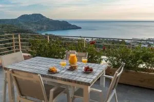 Stella in the Village Suites - Mirthios