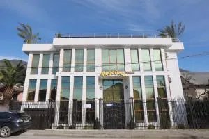 美多维酒店 - 古达乌塔