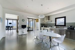 Hotels La Villa Calvi : photos des chambres