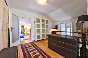 House & Garden by the beach