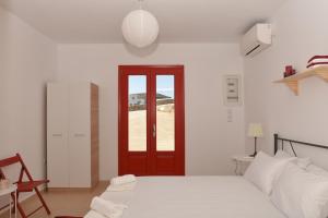 Ble Elia villas-Red Syros Greece