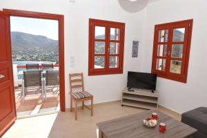 Ble Elia villas-Red Syros Greece