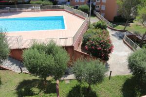 Appartements Coeur de Frejus, L'AMPHITHEATRE, appartement 3 pieces climatise, terrasse, barbecue, piscine & parking : photos des chambres