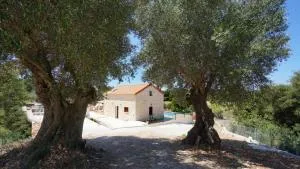 Villa Antikleia - Mánganos