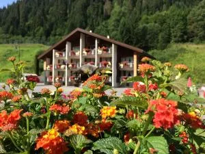 奥布瓦德卢娜酒店 - 沙泰勒