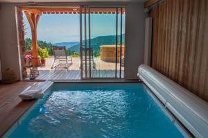 Maisons de vacances Les Gites d'Adelspach Gites & Spa en Alsace : photos des chambres