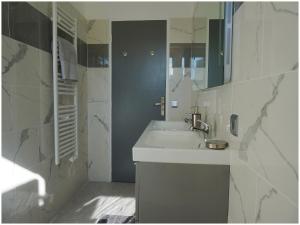 B&B / Chambres d'hotes Chambre d'Hote La Romaine : photos des chambres