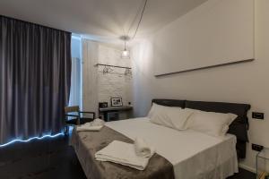 The Boutique Napoli Suite