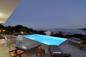 Villa Maelynn Opatija with Heated Pool and Sea View