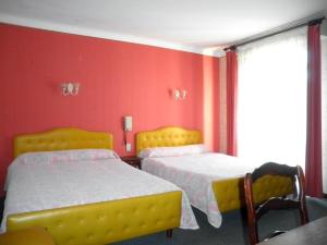 Hotels La Pierre Lys : photos des chambres