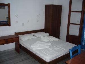 Ioanna Rooms Paros Greece