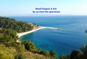 Comfortable and fully furbished apartment Karolina in the center