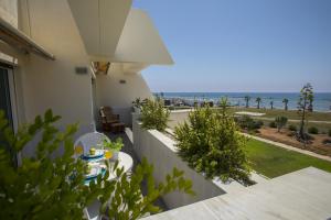 Larnaca Sunshore Beachfront Suite