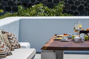 White & Co. Exclusive Island Villas Santorini Greece