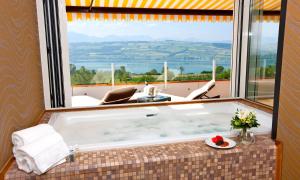 Suite with Spa Bath room in Hotel Restaurant Vogelsang
