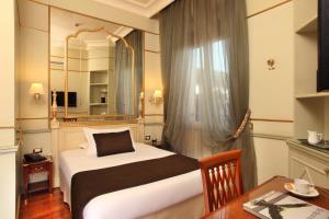 Double Room (1 Adult) room in Hotel Degli Aranci