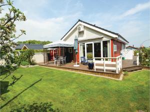 Three-Bedroom Holiday Home in Bjert, Holiday homes - Sønder Bjert