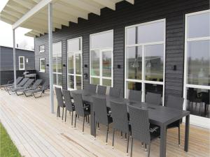 Four-Bedroom Holiday home Haderslev with a room Hot Tub 02